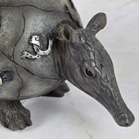 Resin 3D Armadillo Piggy Bank Texas Themed Longhorn Oil Derrick Rose Map Skyline - Picture 12 of 14